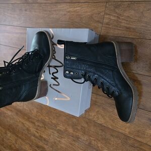Crown Vintage Black Lace Up Boots with Durable Sole